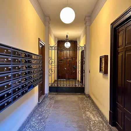 Vercelli-solari, Design District, Metro M1 8min A Piedi Apartmán *