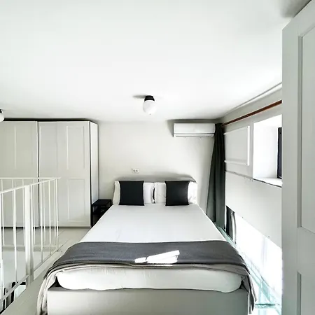 Apartment Design E Comfort, Metro 8min A Piedi, Air Conditioning, Wifi